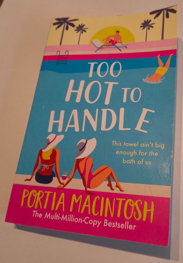Boek Too hot to handle (Engelstalig), Ophalen of Verzenden, Nieuw, Portia Macintosh