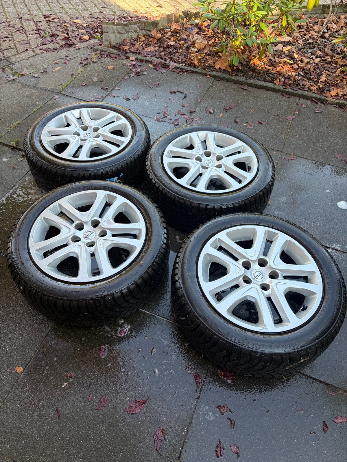 Opel Astra 2017 Winterbanden met stalen velgen - 205/55/16, Gebruikt, 16 inch, Banden en Velgen, Personenwagen