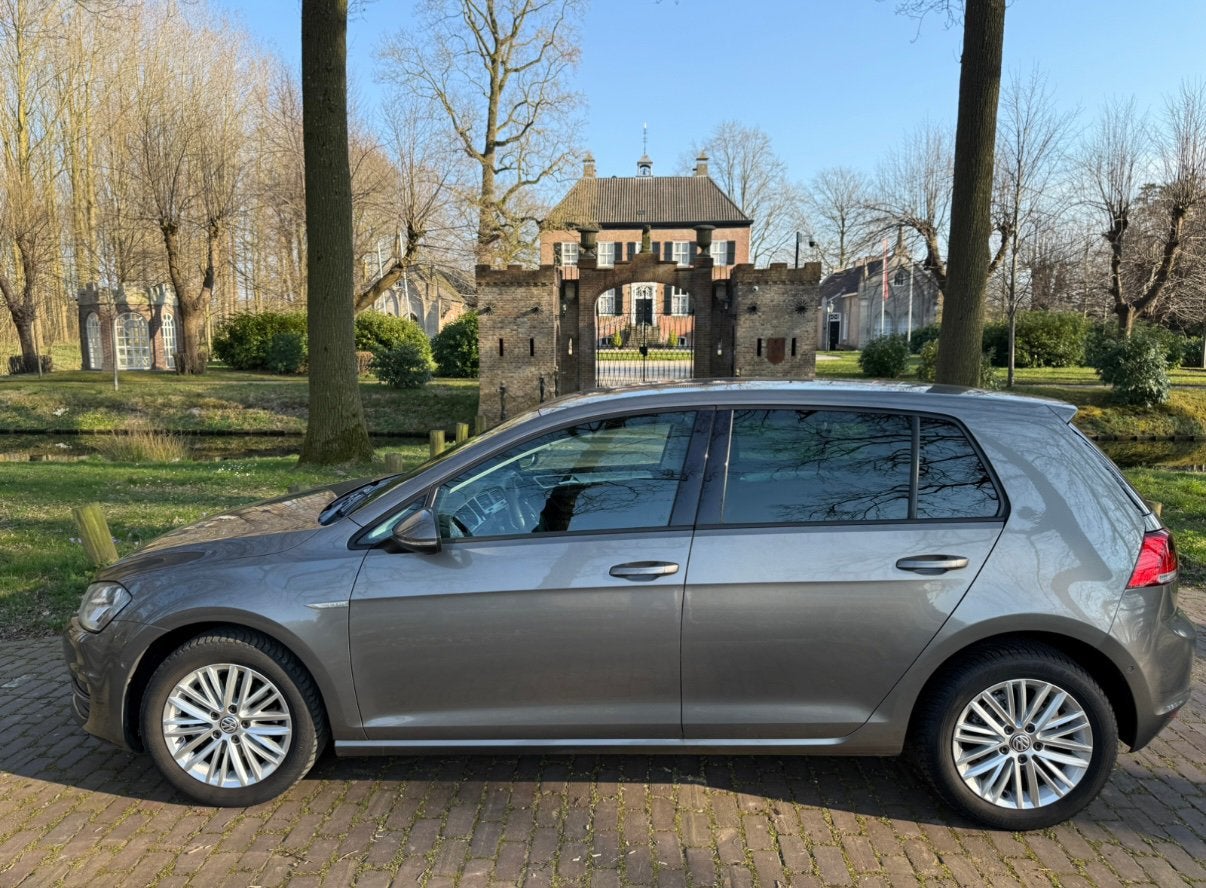 VW Golf 7 Cup Edition  | 4 Nieuwe Banden | 6 bak |, Voorwielaandrijving, Stof, Zwart, 4 cilinders