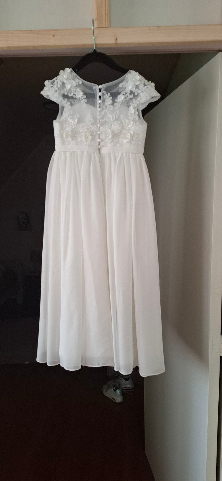 Prachtige witte jurk met bloemen, maat 116/122, Meisje, Ophalen of Verzenden, Zo goed als nieuw, Jurk of Rok
