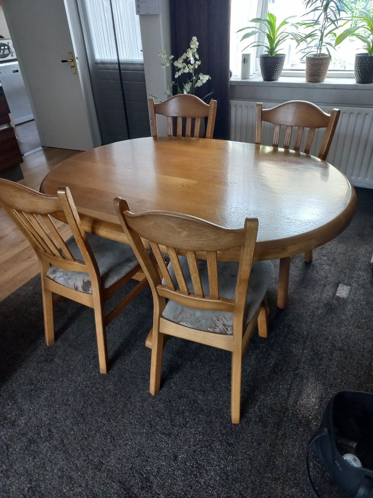 Zeer nette eiken patine eettafel + 4 stoelen, Ophalen, Zo goed als nieuw