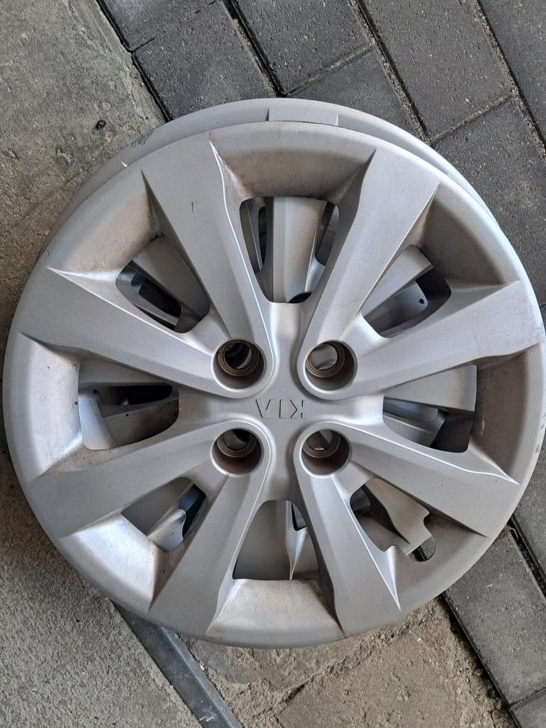 Kia Rio originele wieldoppen, Ophalen, Gebruikt