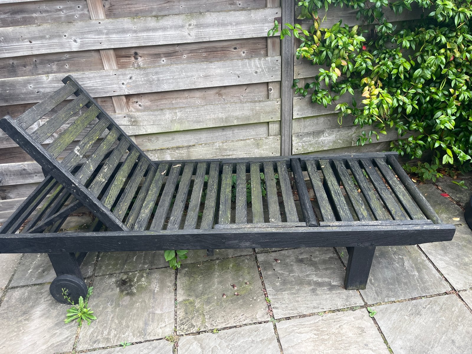 Verstelbare houten ligstoel met wielen, Tuin en Terras, Ligbedden, Ophalen, Gebruikt, Hout, Verstelbaar