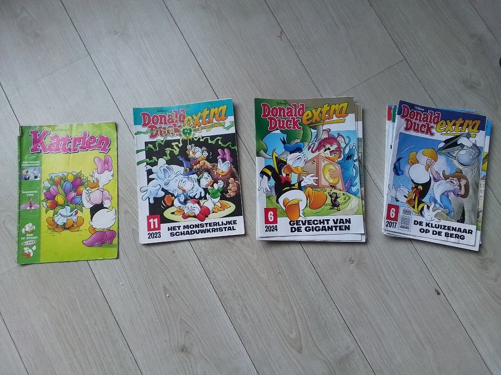 Donald Duck Extra's, Meerdere stripboeken, Ophalen, Gelezen, Donald Duck