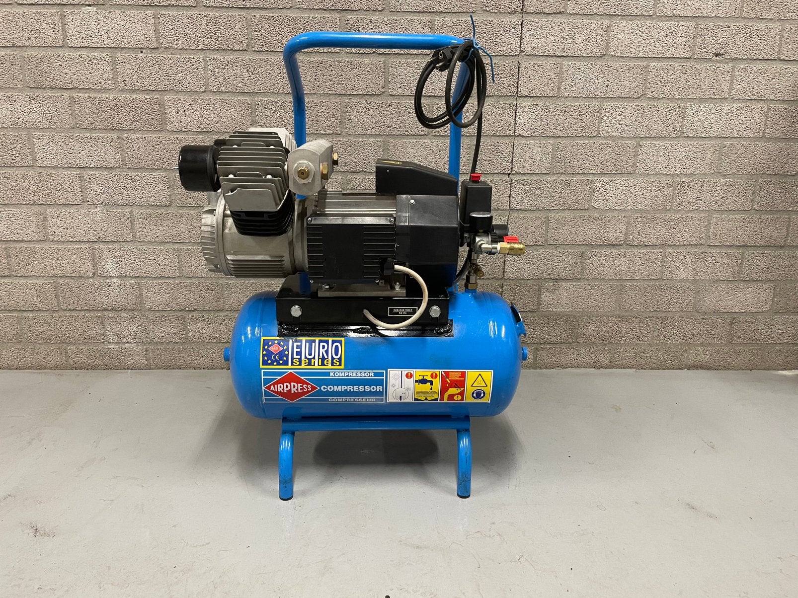 Compressor airpress 24L, Ophalen