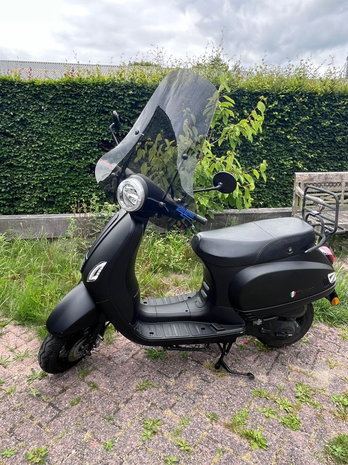 Senzo Rivalux S | matzwart | blauw kenteken, Gebruikt, Benzine, Ophalen, Overige merken