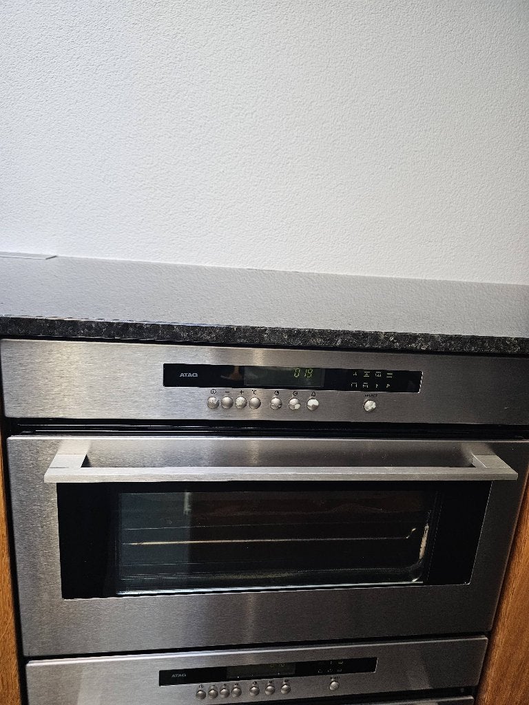 Used ATAG ZX3011CUU/A02 compact built-in oven (38cm height), Witgoed en Apparatuur, Ophalen, Minder dan 45 cm, Gebruikt, Oven