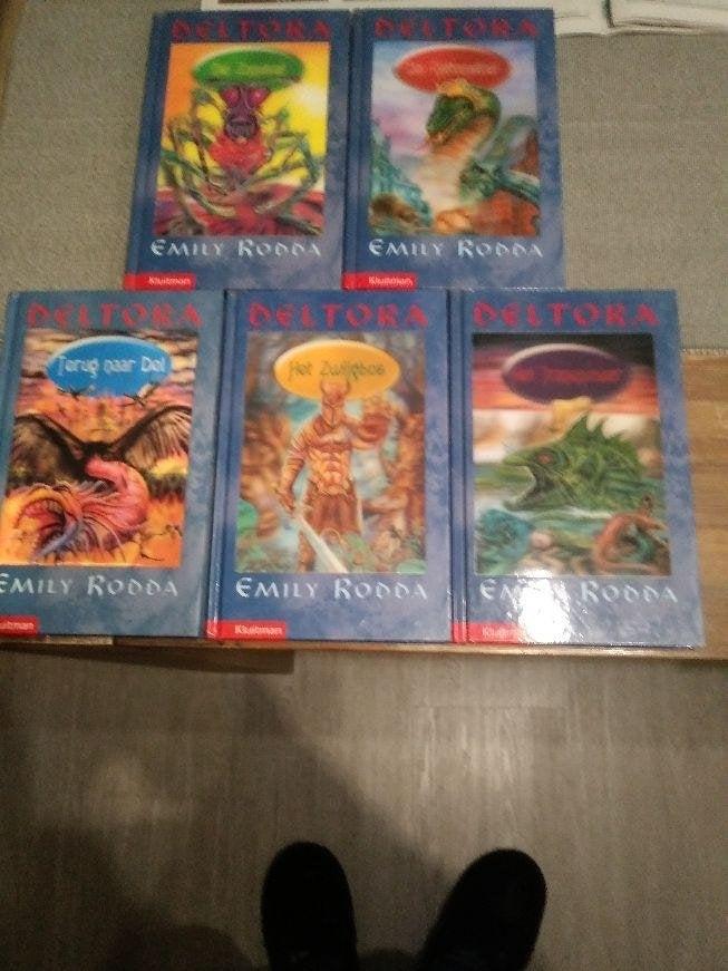 Emily Rodda 5 maal, Boeken, Ophalen of Verzenden, Zo goed als nieuw