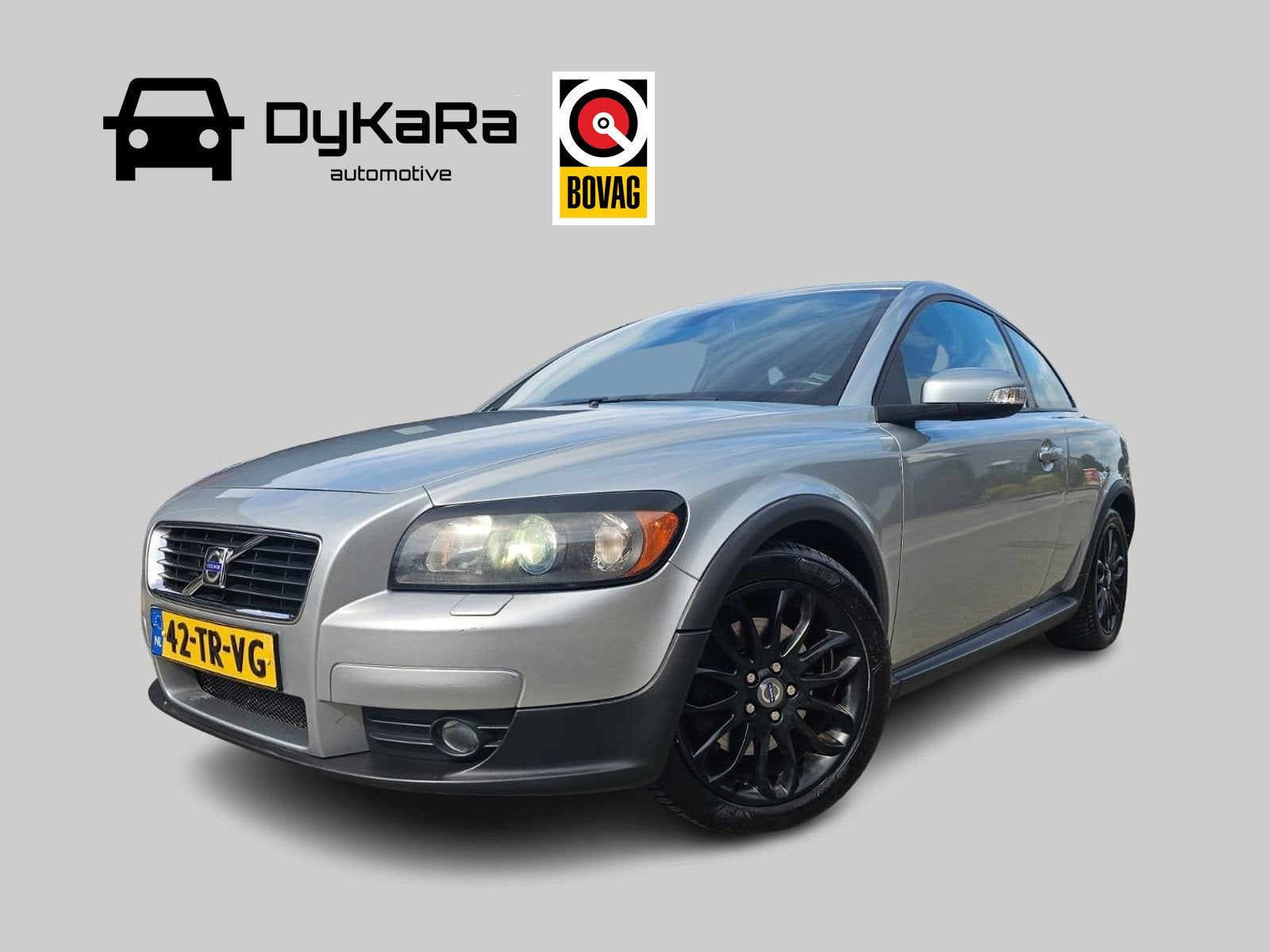 Volvo C30 2.4i Summum 5cil Schuifdak, Xenon, Leder, NAP, Auto's, Volvo, Gebruikt, Zwart, Stoelverwarming, 700 kg