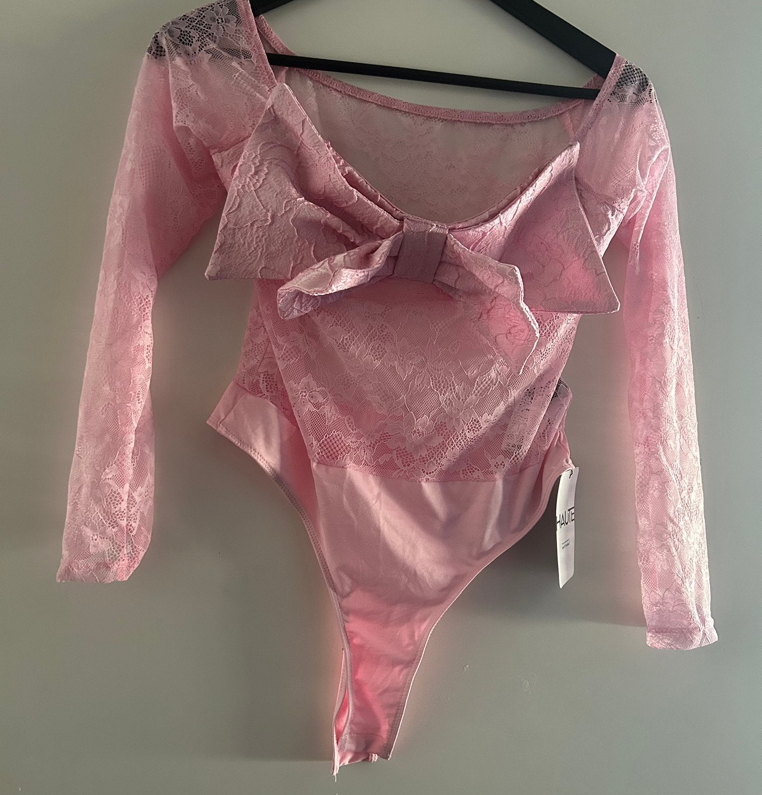 Shein body roze met jacquard strik, maat M, Kleding | Dames, Tops, Ophalen of Verzenden, Nieuw, Maat 38/40 (M), Roze