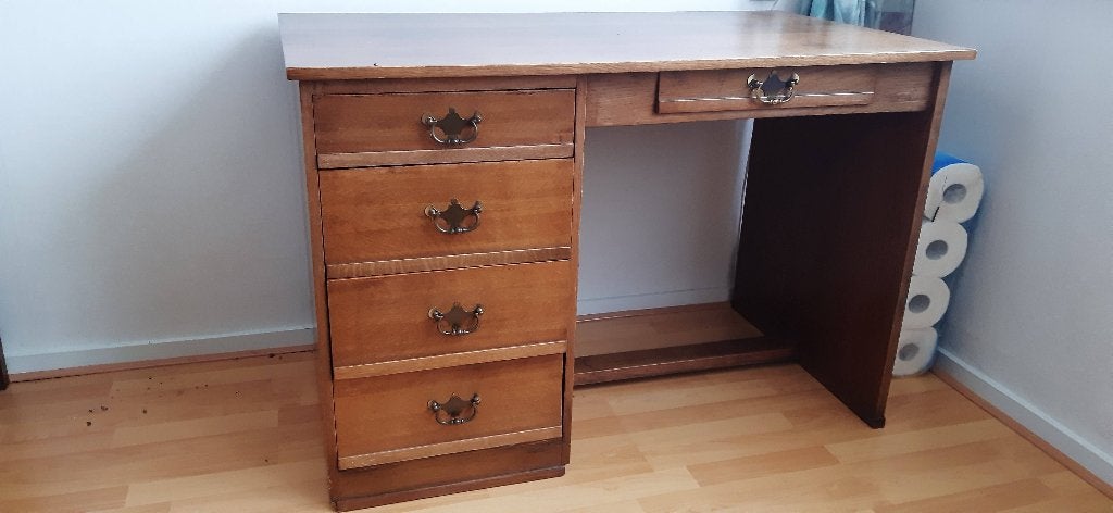 Eiken bureau, Overige typen, Gebruikt, 110 cm, 63 cm