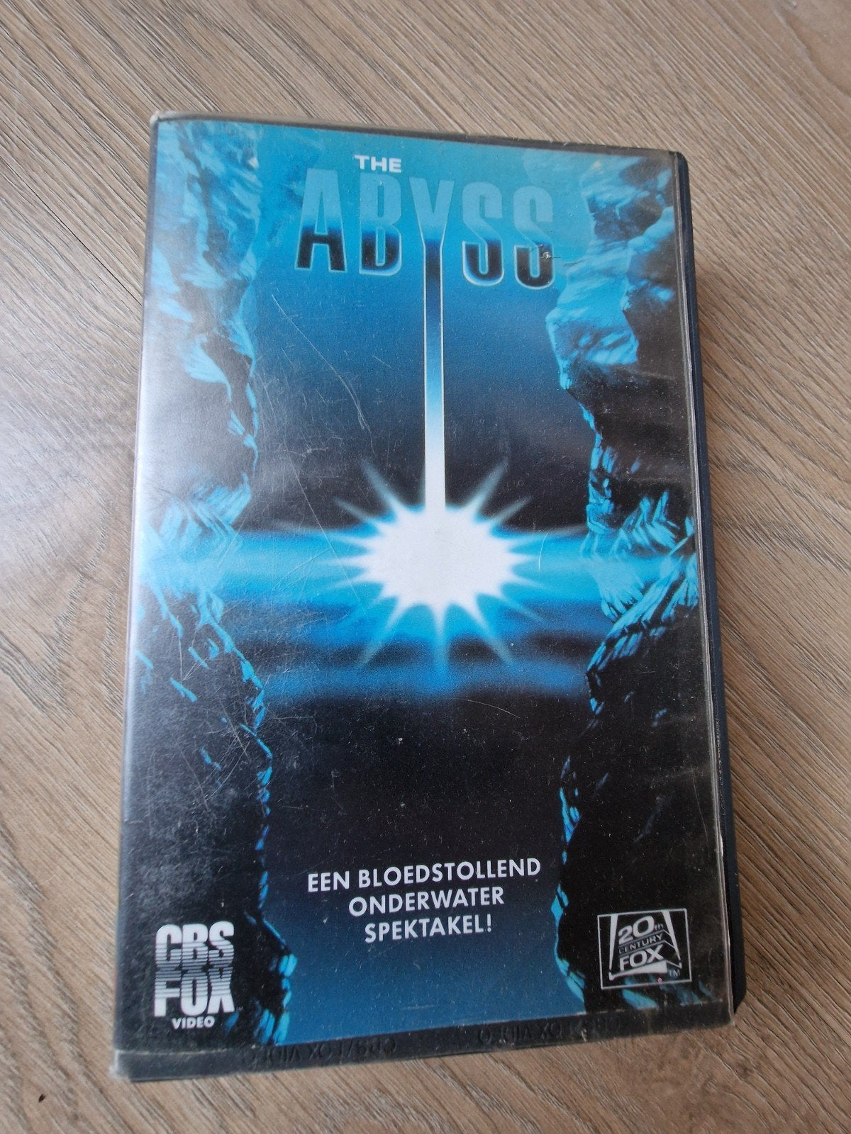 The Abyss VHS - Een bloedstollend onderwater spektakel, Nederlands ondertiteld, Gebruikt, Ophalen of Verzenden, Actie en Avontuur