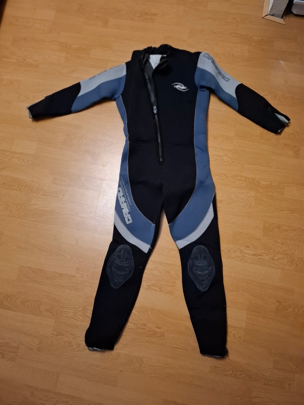 Camaro Wetsuit 2 delig 7mm. Heren Maat 52 - L, Wetsuit, Heer, Camaro, Ophalen of Verzenden