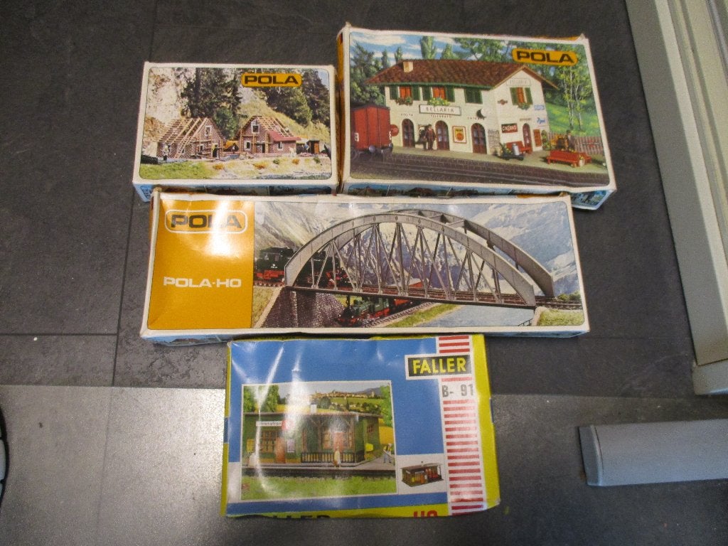 Bouwdozen Pola no 620, 566, 603 en faller no B-91, Gelijkstroom of Wisselstroom, Brug, Tunnel of Gebouw, NVT, Ophalen of Verzenden