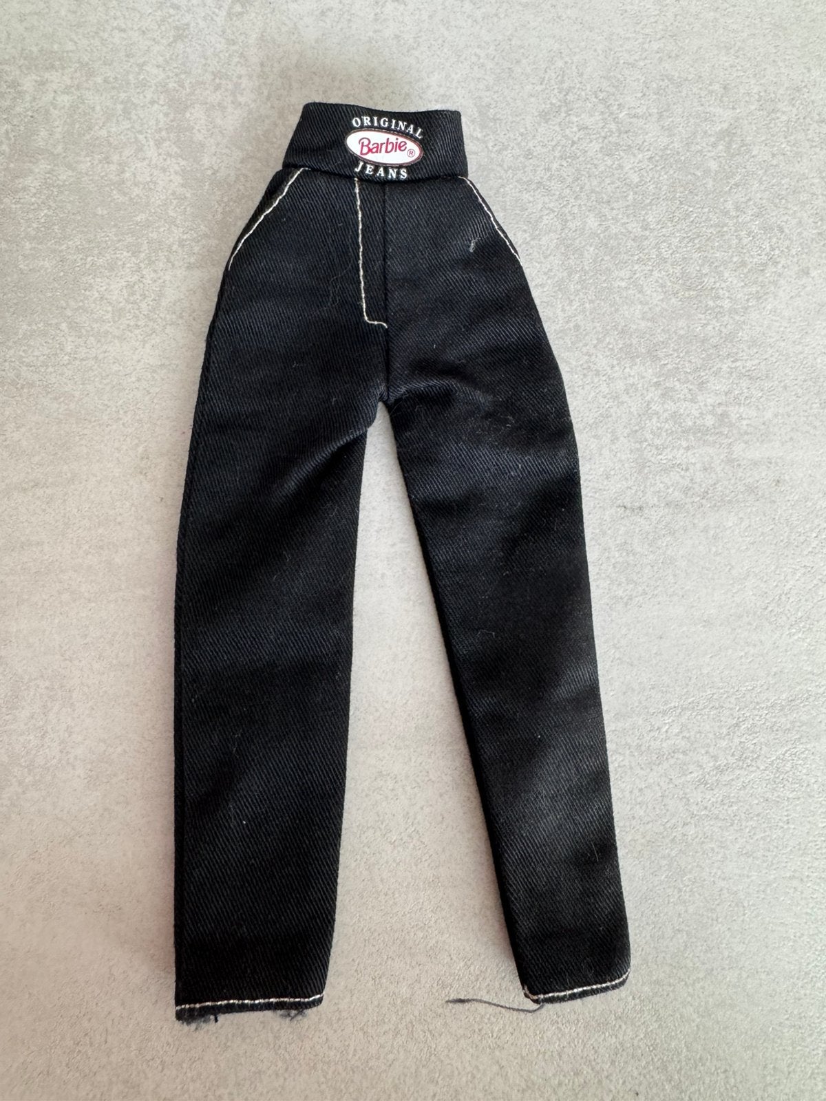 Barbie jeans 1999, Verzamelen, Poppen, Ophalen of Verzenden, Gebruikt, Kleertjes