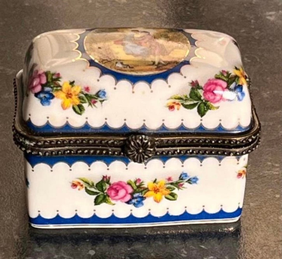 Limoges Pillendoosje, Antiek en Kunst, Ophalen of Verzenden