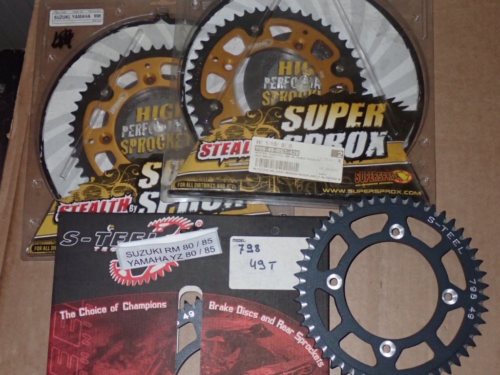 Suzuki RM Yamaha YZ 80 85 Achter Tandwiel 49T - 4 Stuks, Motoren, Verzenden