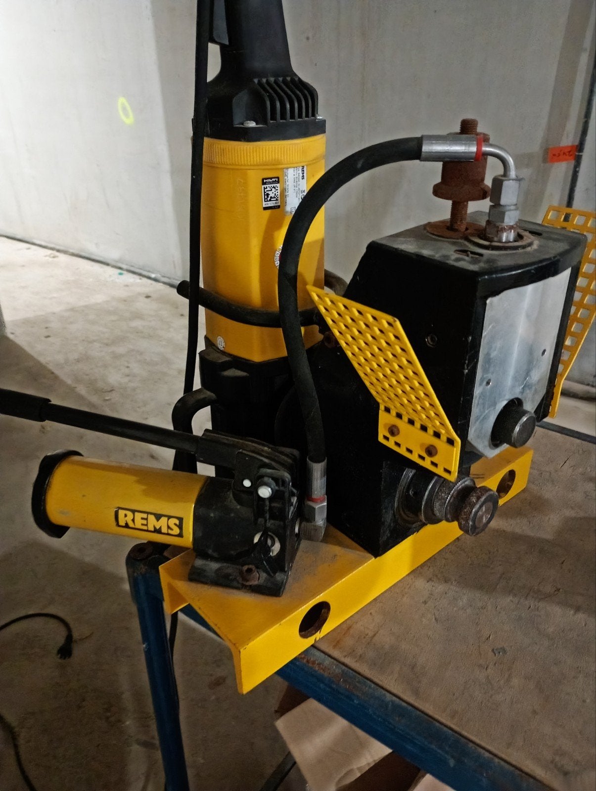 REMS Hydraulische Perstang - Gebruikt, Ophalen of Verzenden, Gebruikt