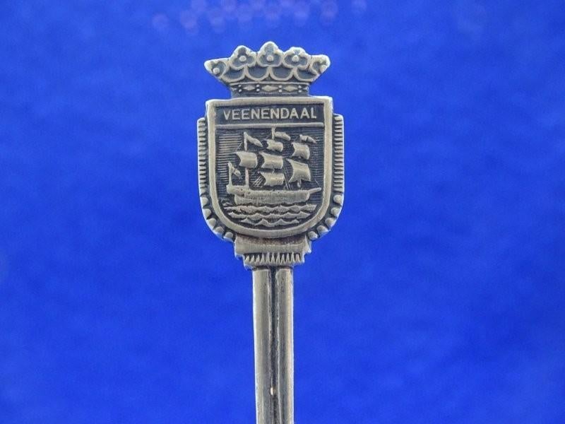 Lepeltje: Veenendaal, Verzenden