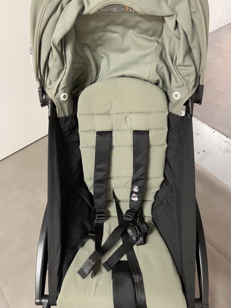 BABYZEN YOYO2 buggy 6+ olive | handbagageformaat, Ophalen, Zo goed als nieuw, Kinderwagen, Overige merken
