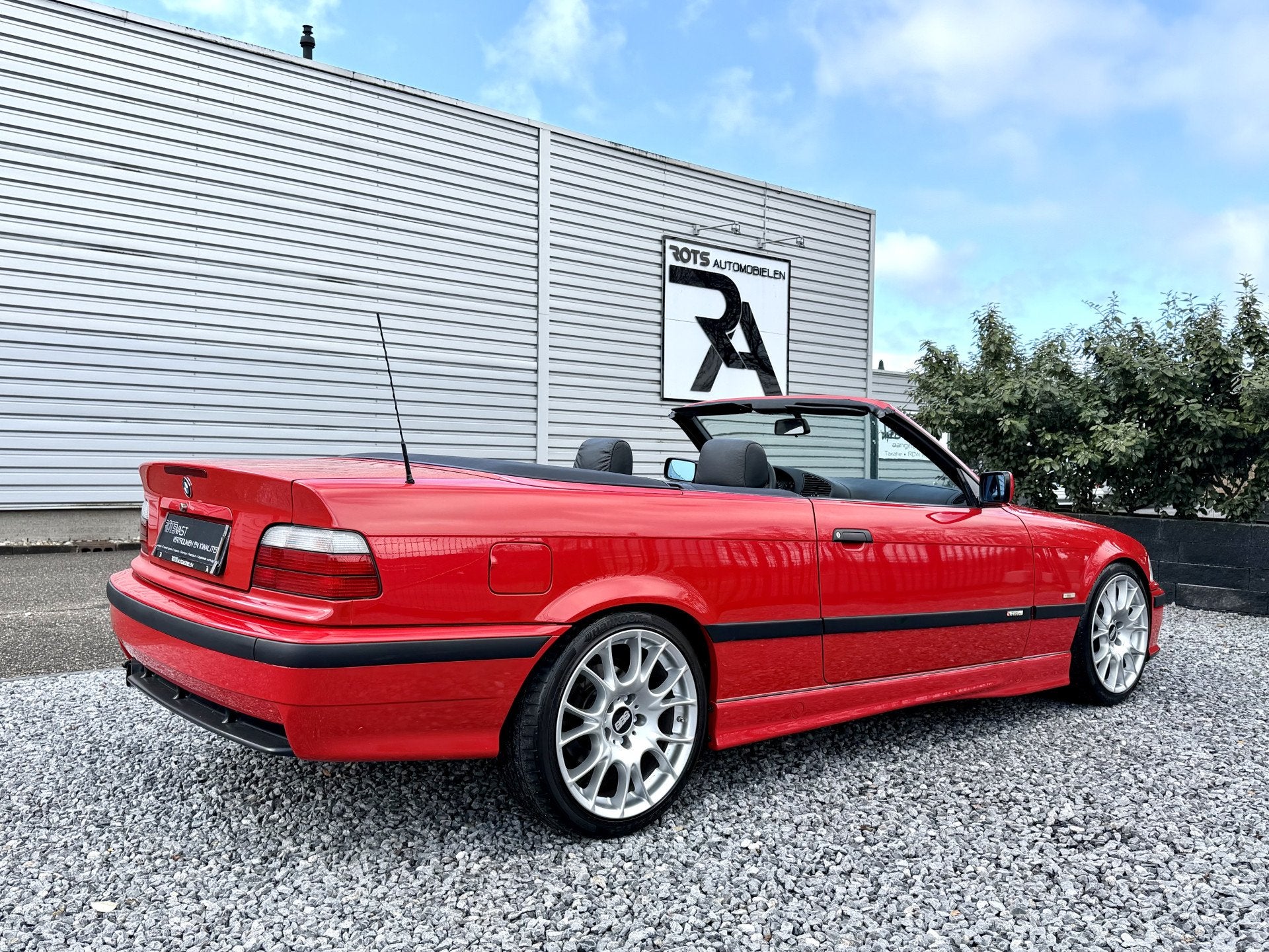 BMW 3 Serie Cabrio 320i M-Pakket *Unieke staat* Volledig his, Auto's, Achterwielaandrijving, Gebruikt, Zwart, 4 stoelen