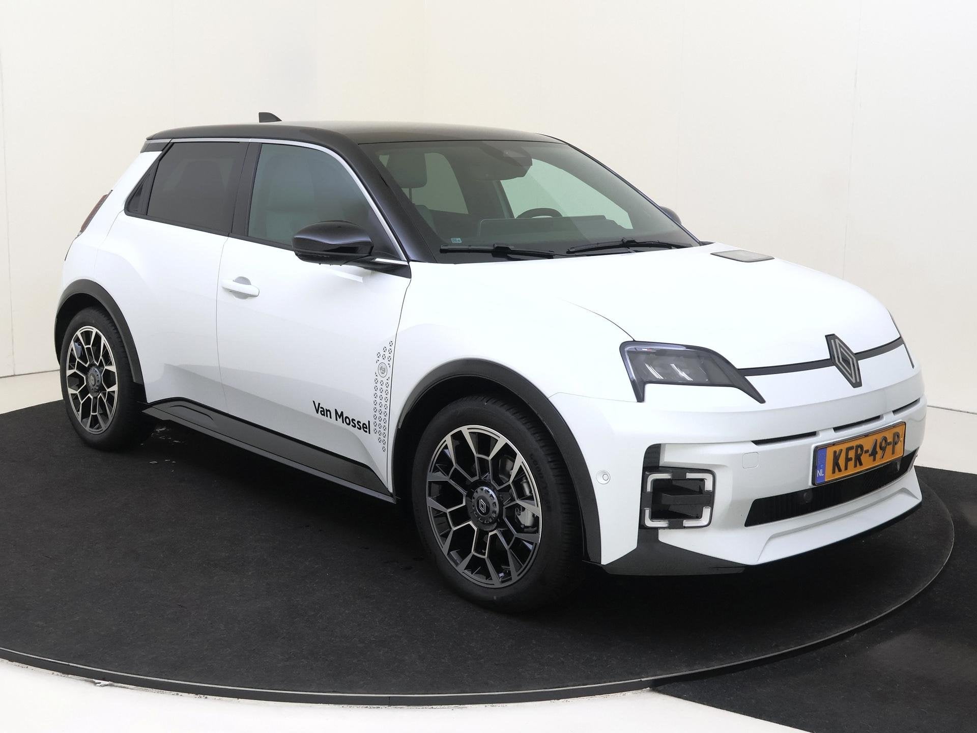 Renault 5 comfort range Roland-Garros 52 kWh | Pack Harman K, Auto's, Dealer onderhouden, Leder en Stof, Wit, Origineel Nederlands