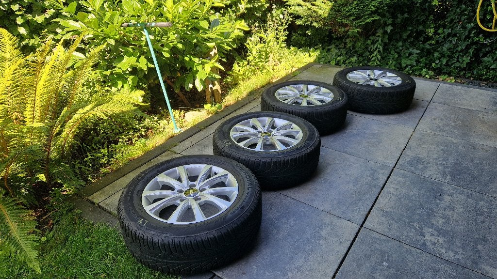 Set 4x Oxxo ,  215/60/R16 gebruikte banden en velgen, Ophalen, 16 inch, Banden en Velgen, Winterbanden