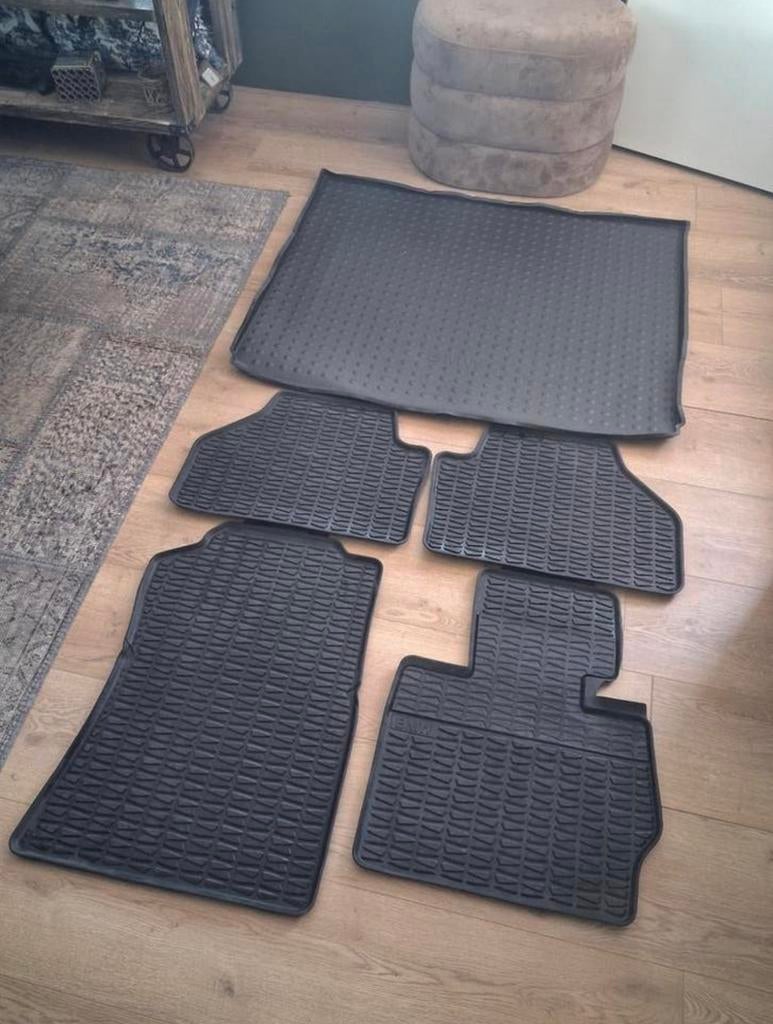Rubberen vloermattenset en kofferbakmat BMW X3 /  X4, Gebruikt, Bmw, Bmw, Bmw