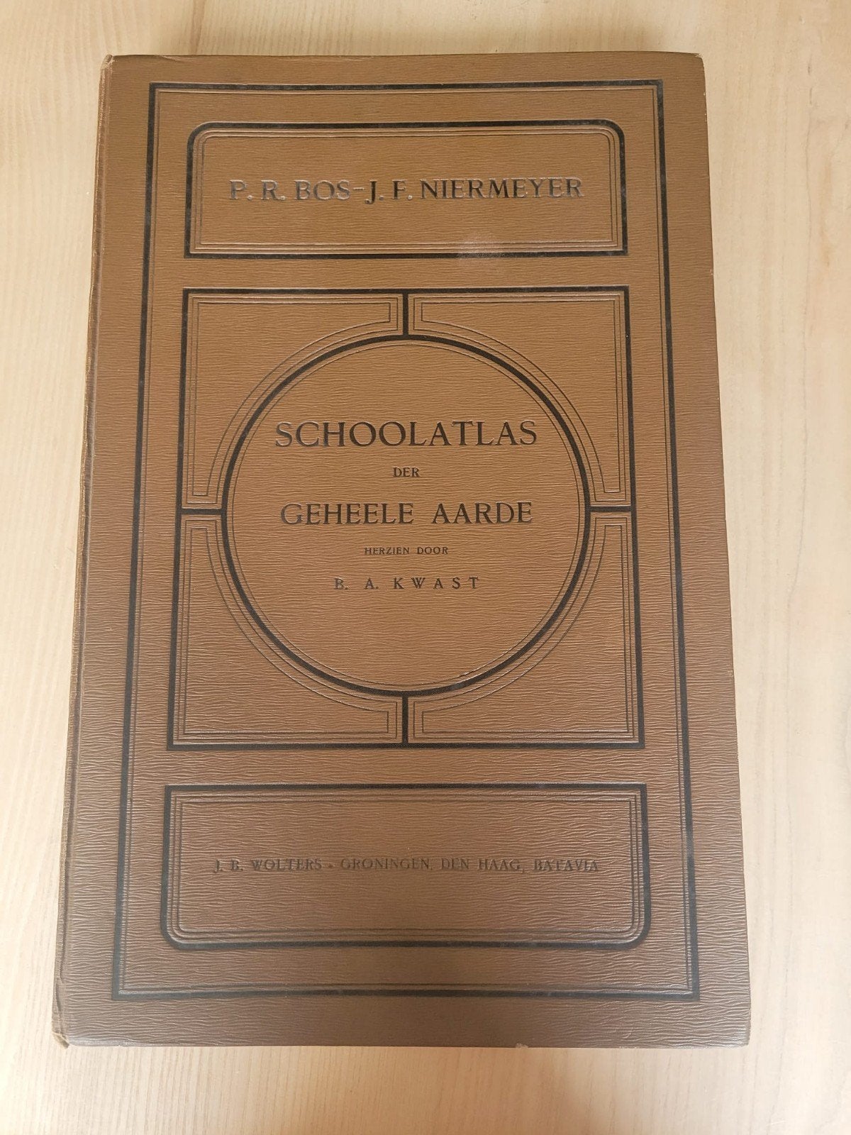 Bosatlas der Geheele Aarde - P.R. Bos - J.F. Niermeyer, Gelezen, Bosatlas, Ophalen of Verzenden, Wereld