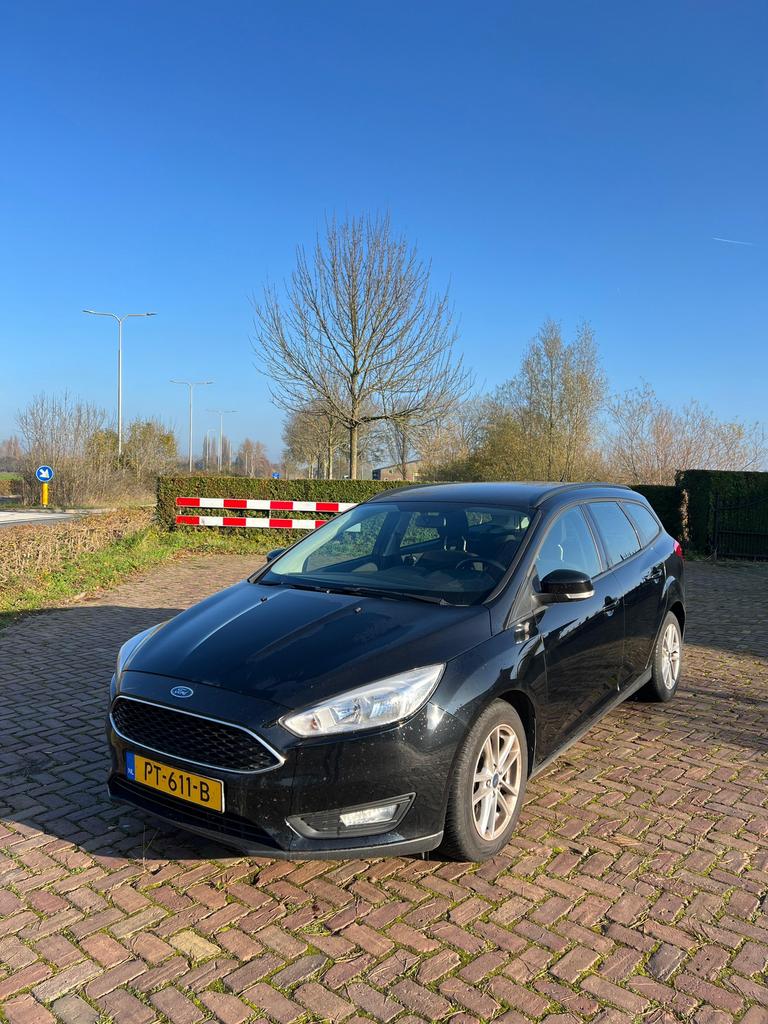 Ford Focus 1.0 Ecoboost 125pk 2017 Zwart, Auto's, Ford, Particulier, Focus, Airconditioning, Android Auto, Apple Carplay, Bluetooth