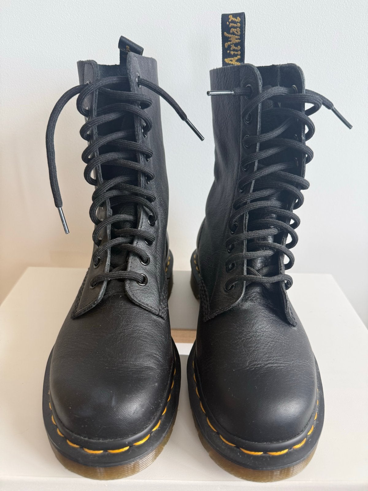 Originele Dr. Martens laarzen - Slechts 1x gedragen, Kleding | Dames, Schoenen, Ophalen of Verzenden, Zo goed als nieuw, Zwart