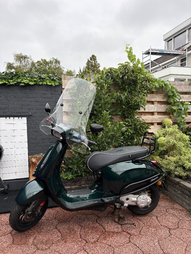 Vespa Racing Sixties Scooter, Ophalen, Gebruikt, Overige modellen, 49 cc