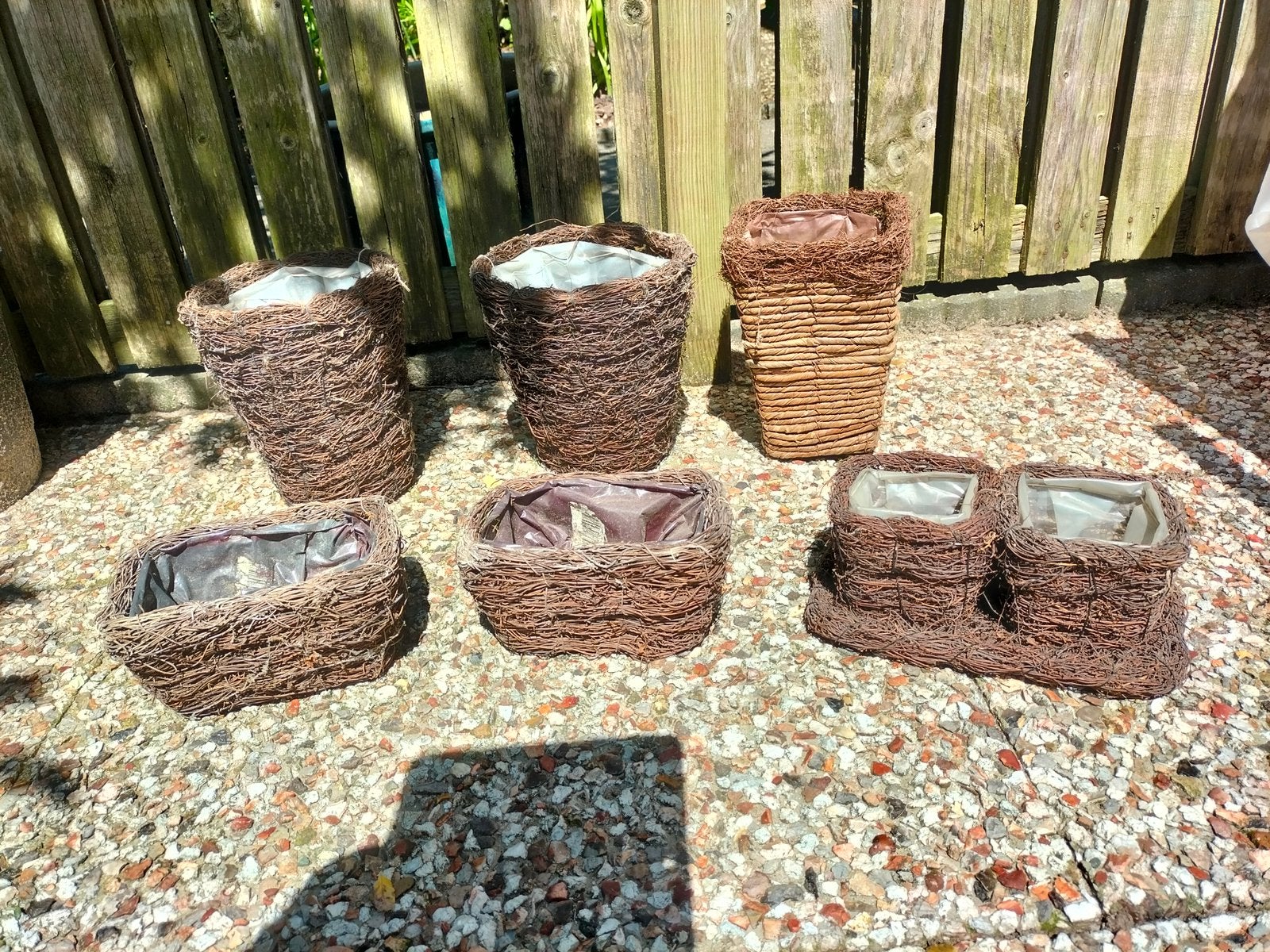 Bloembakjes voor buiten., Ophalen of Verzenden, Zo goed als nieuw, Rond, Minder dan 30 cm
