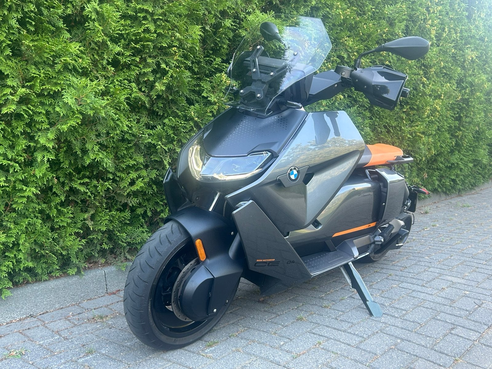 BMW CE 04 snellader topkoffer zeer compleet, Motoren, Motoren | BMW, Gebruikt, Particulier, Automaat, 12 t/m 35 kW