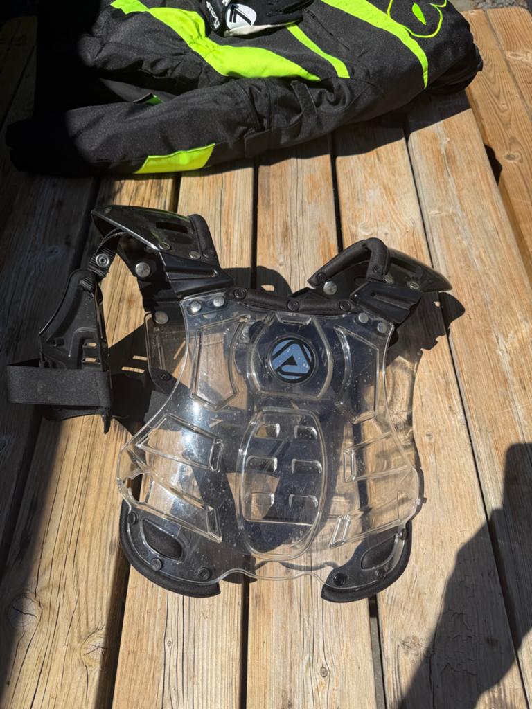 Motorcross borstbeschermer kleine maat / body protector, Ophalen of Verzenden, Tweedehands, Heren, Motorcrosskleding