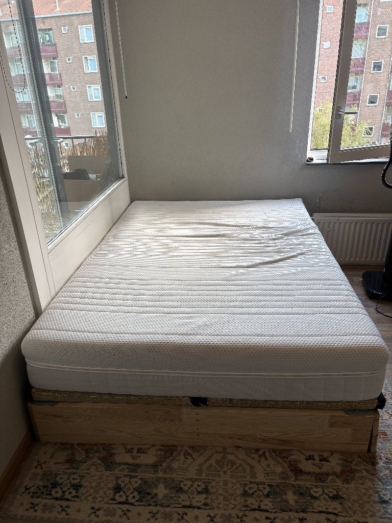 IKEA LYNGÖR bedbodem en ÅNNELAND matras 140x200 cm, Huis en Inrichting, Slaapkamer | Matrassen en Bedbodems, Ophalen, Gebruikt