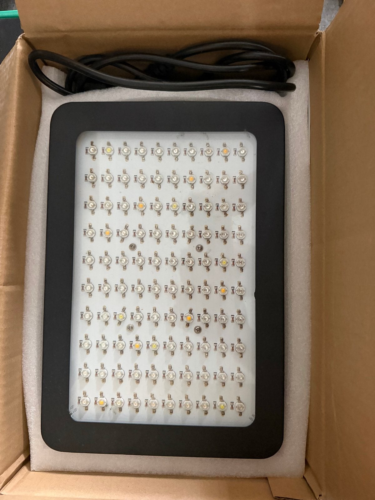 LED Groeilamp 1000W - Ideaal voor Kweek, Tuin en Terras, Kweekspullen, Ophalen, Zo goed als nieuw, Kweeklamp