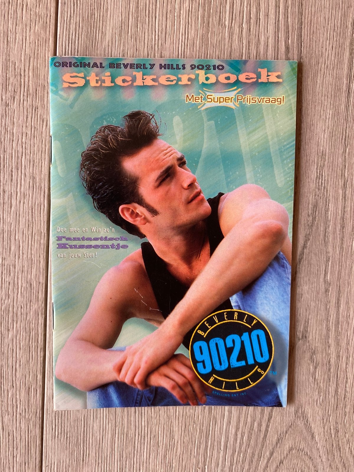 Beverly Hills 90210 stickerboekje Dylan Luke Perry 1993, Verzamelen, Ophalen of Verzenden, Gebruikt