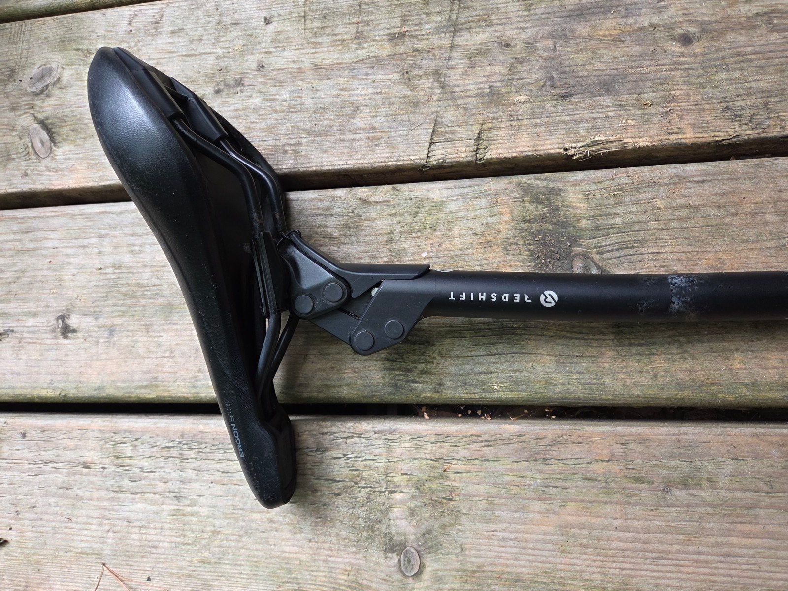 Redshift verende zadelpen met Ergon SFC30 zadel Stromer ST3, Fietsen en Brommers, Elektrische fiets, Gebruikt, Redshift, Ergon, Stromer