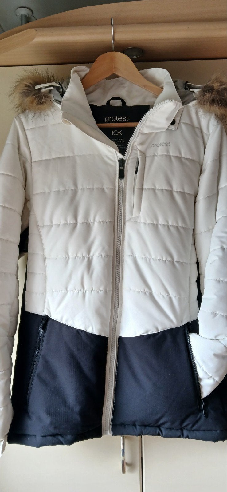 Protest ski-jas dames XL met sneeuwvangers, Ophalen, Maat 42/44 (L), Zo goed als nieuw, Protest
