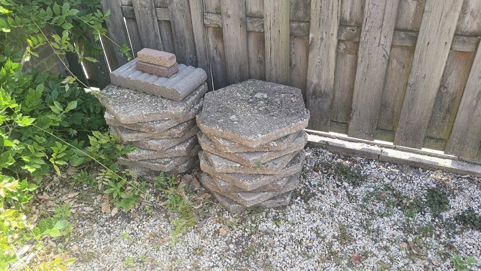 16 grindtegels zeshoekig, Ophalen, Gebruikt, Grijs, Grind