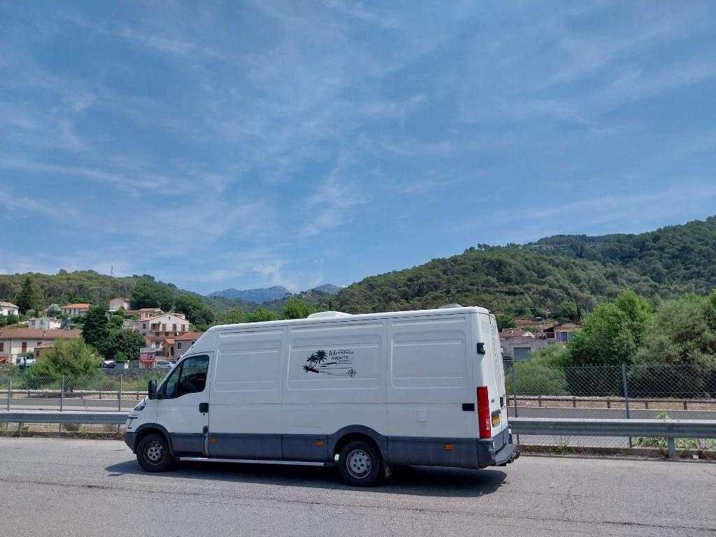Stoere Iveco Daily Zelfbouw Camper, Overige merken, Buscamper of Camperbus, Reservewiel, Luifel