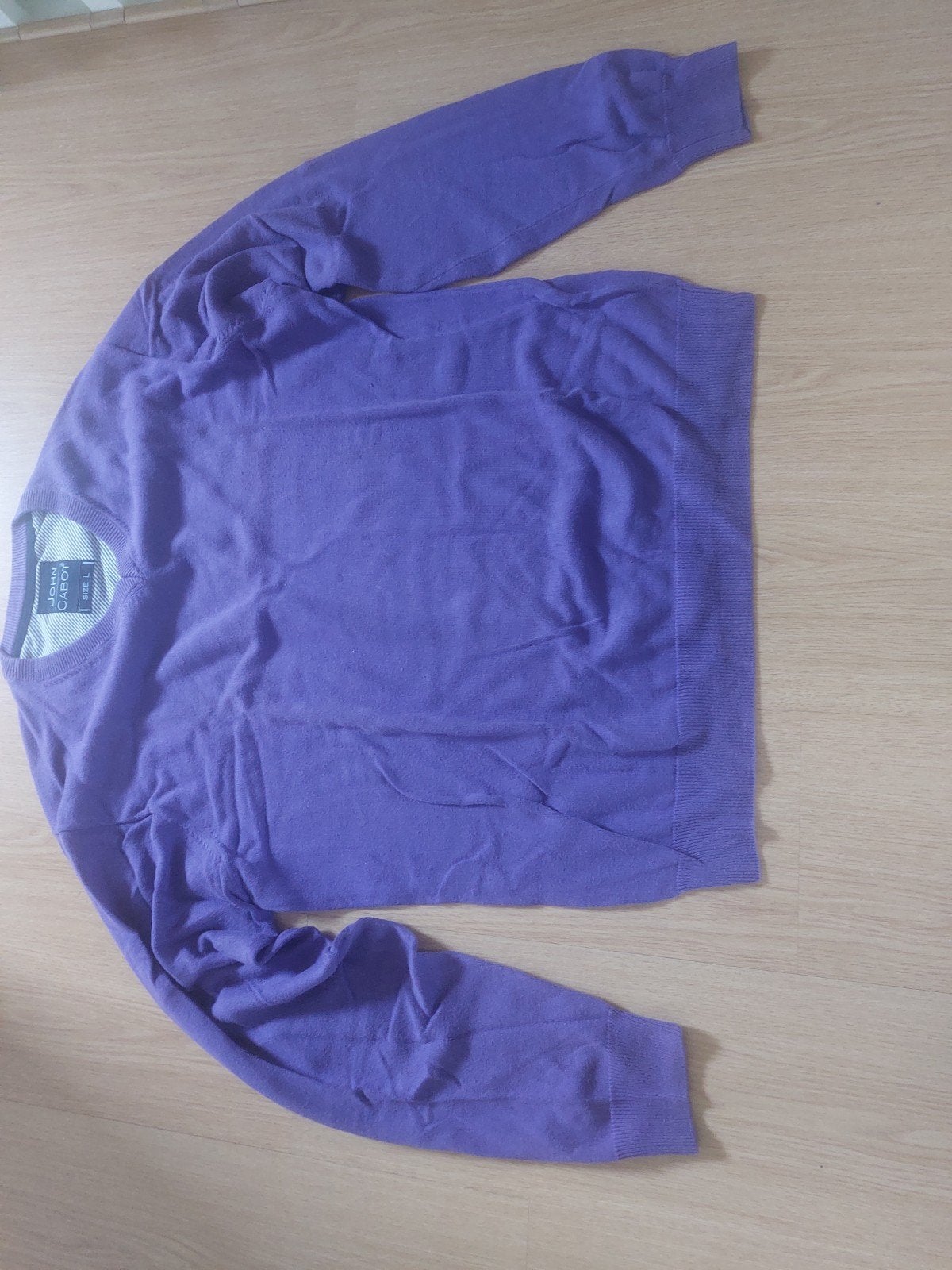 Paarse V-hals trui van John Cabot, maat L, Kleding | Heren, Truien en Vesten, Ophalen, Maat 52/54 (L), Paars, John Cabot