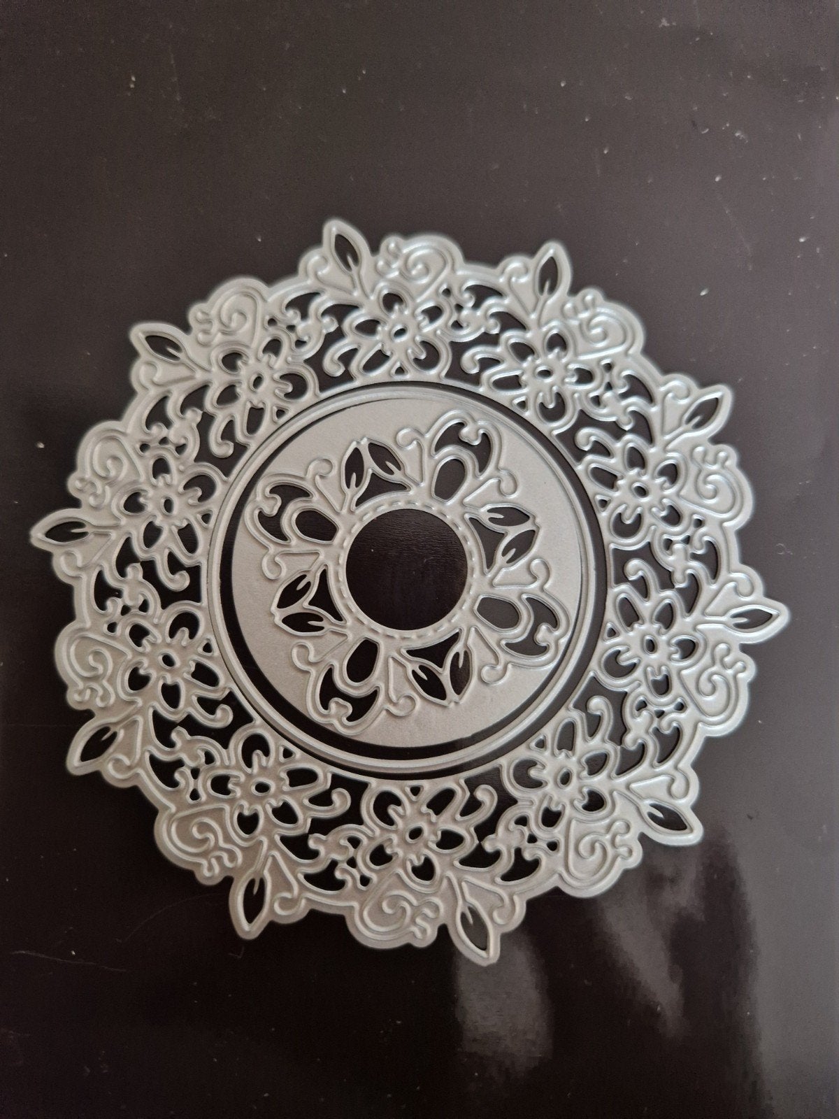 Decoratieve ronde snijmal - 10 cm doorsnee, Ophalen of Verzenden
