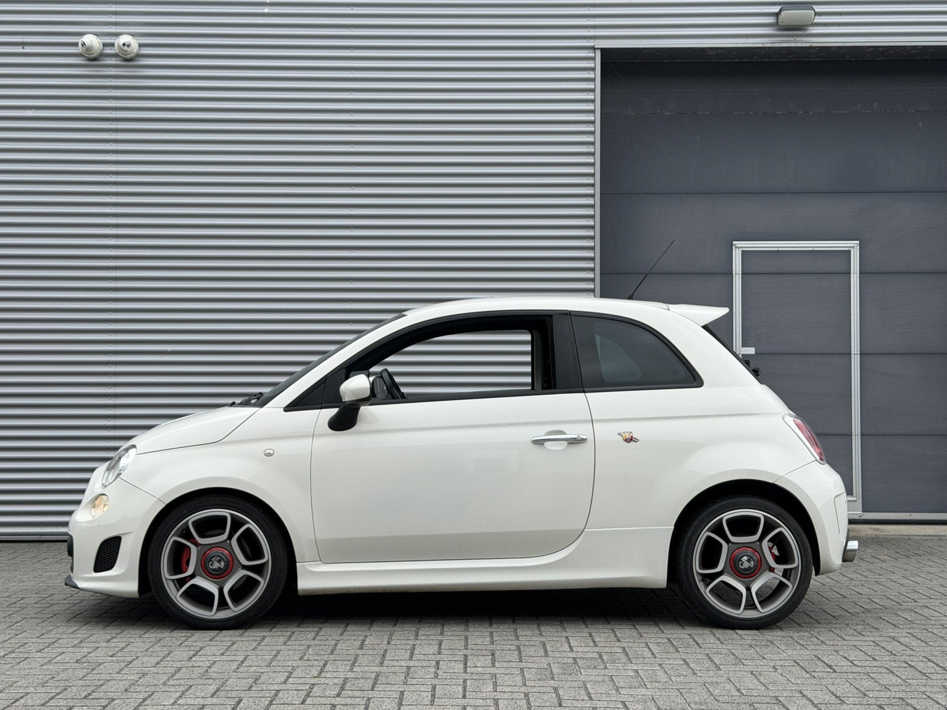 Fiat 500 1.4-16V Abarth I 135 PK I Airco I Leder (bj 2010), Auto's, Voorwielaandrijving, Euro 5, Zwart, 4 cilinders