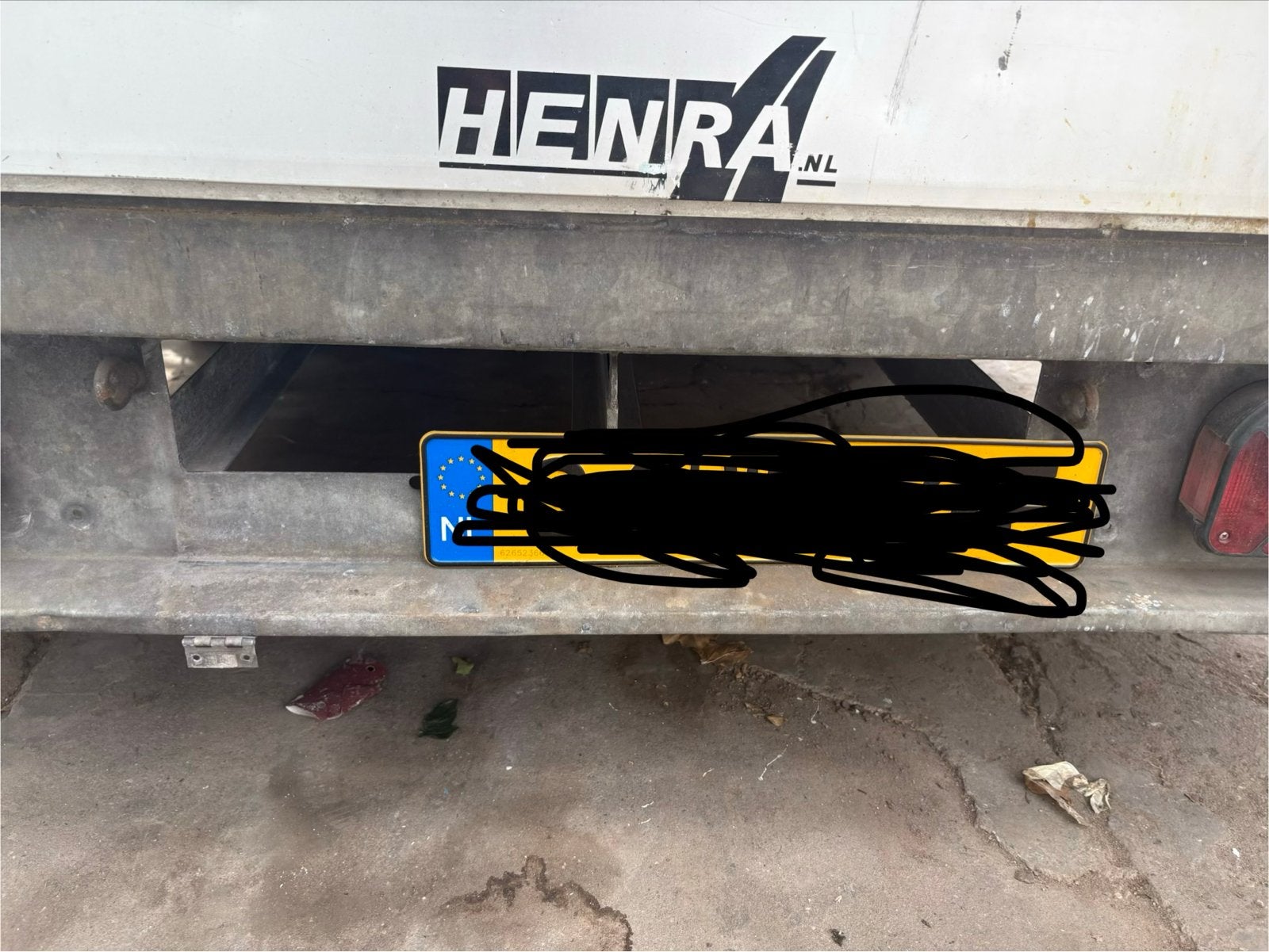 Gezocht kentekenplaathouder voor - Henra, Ophalen of Verzenden, Gebruikt