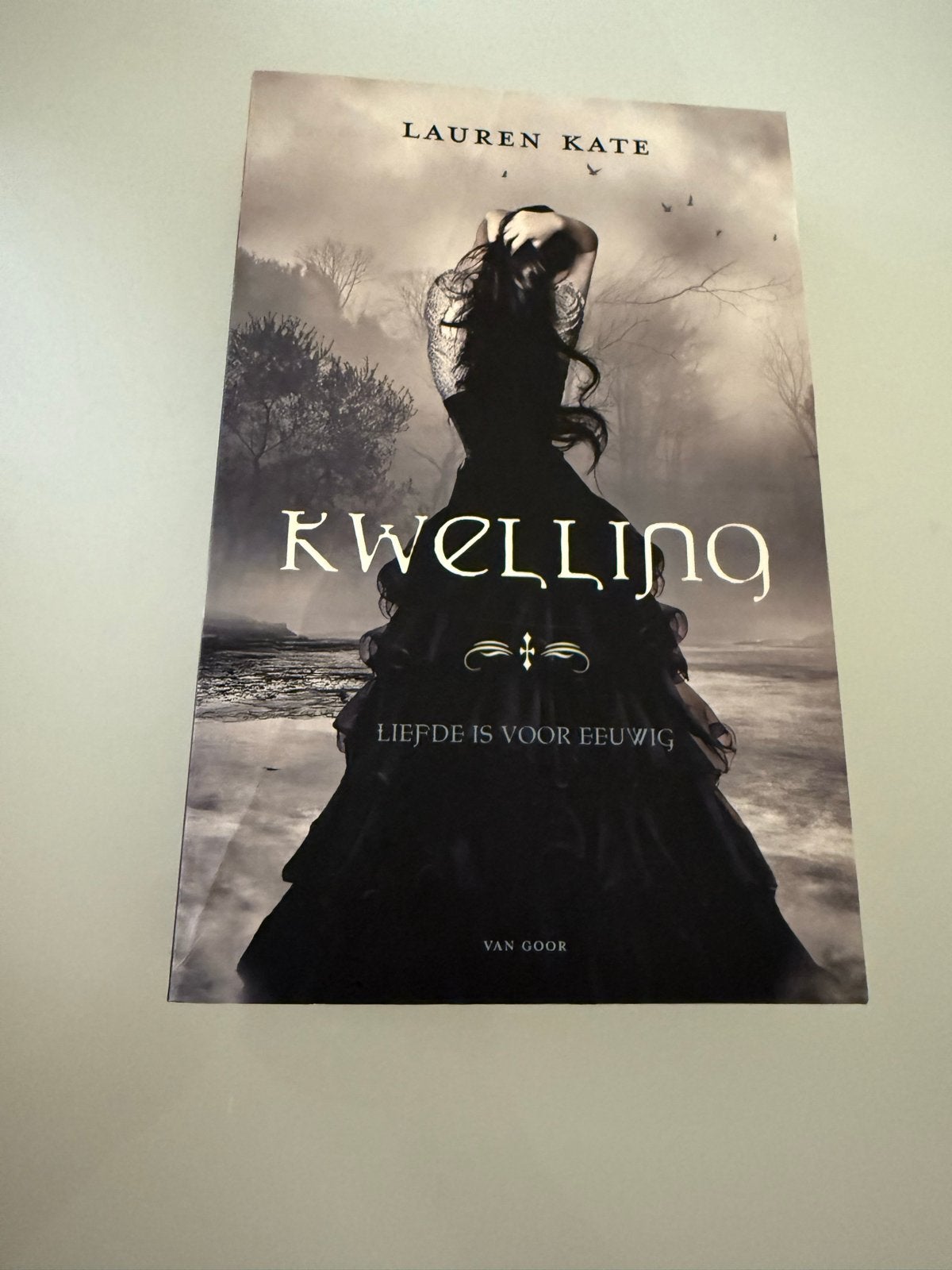 Kwelling - Lauren Kate (Liefde is voor eeuwig), Boeken, Ophalen of Verzenden, Zo goed als nieuw