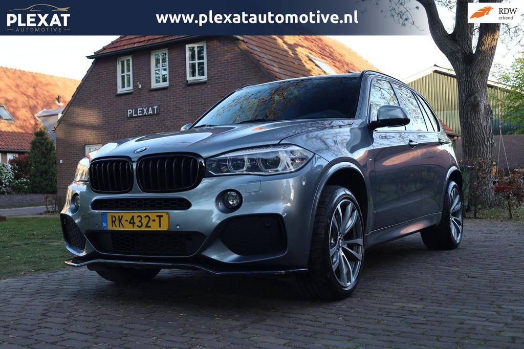 BMW X5 XDrive30d High Executive Aut. | Maxton-design | M-Pak, Auto's, BMW, 2993 cc, 241 €/maand, 259 pk, Leder
