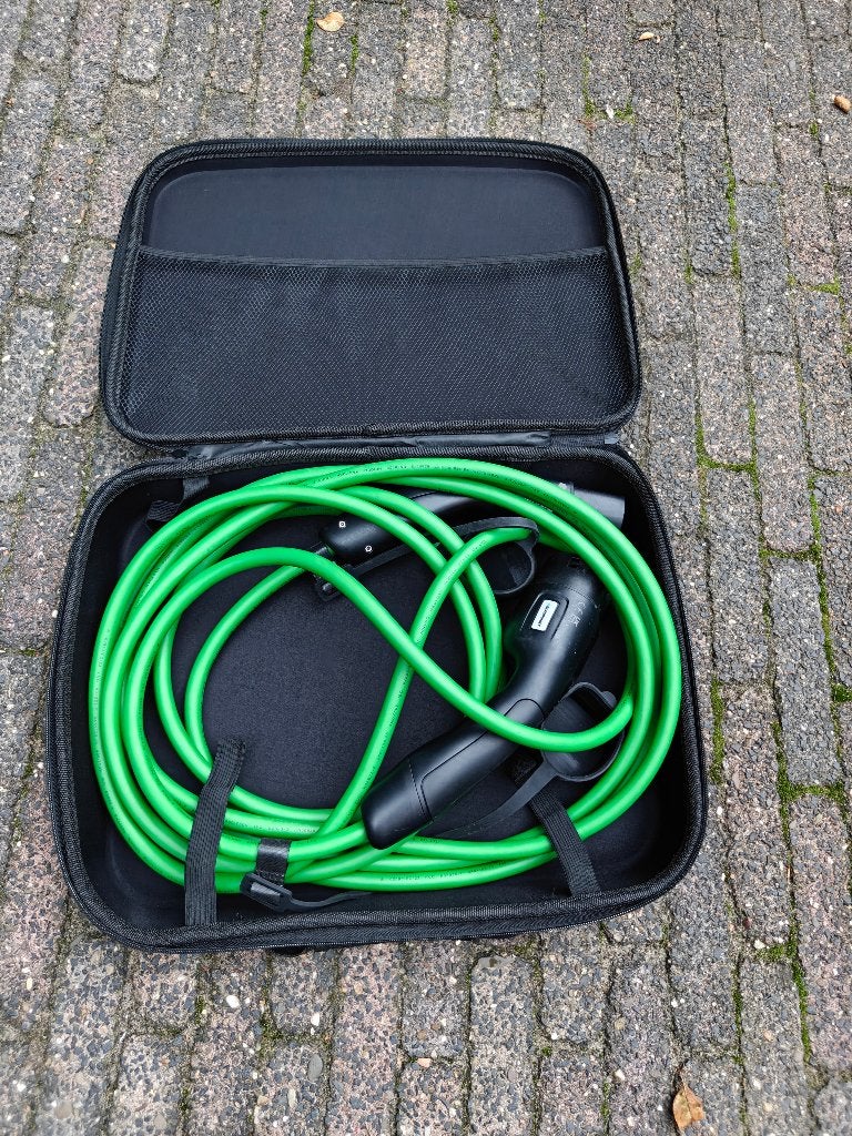 Type 2 laadkabel 1-fase 32 A, 8 meter, met opbergkoffer, Ophalen of Verzenden, Zo goed als nieuw, Laadkabel