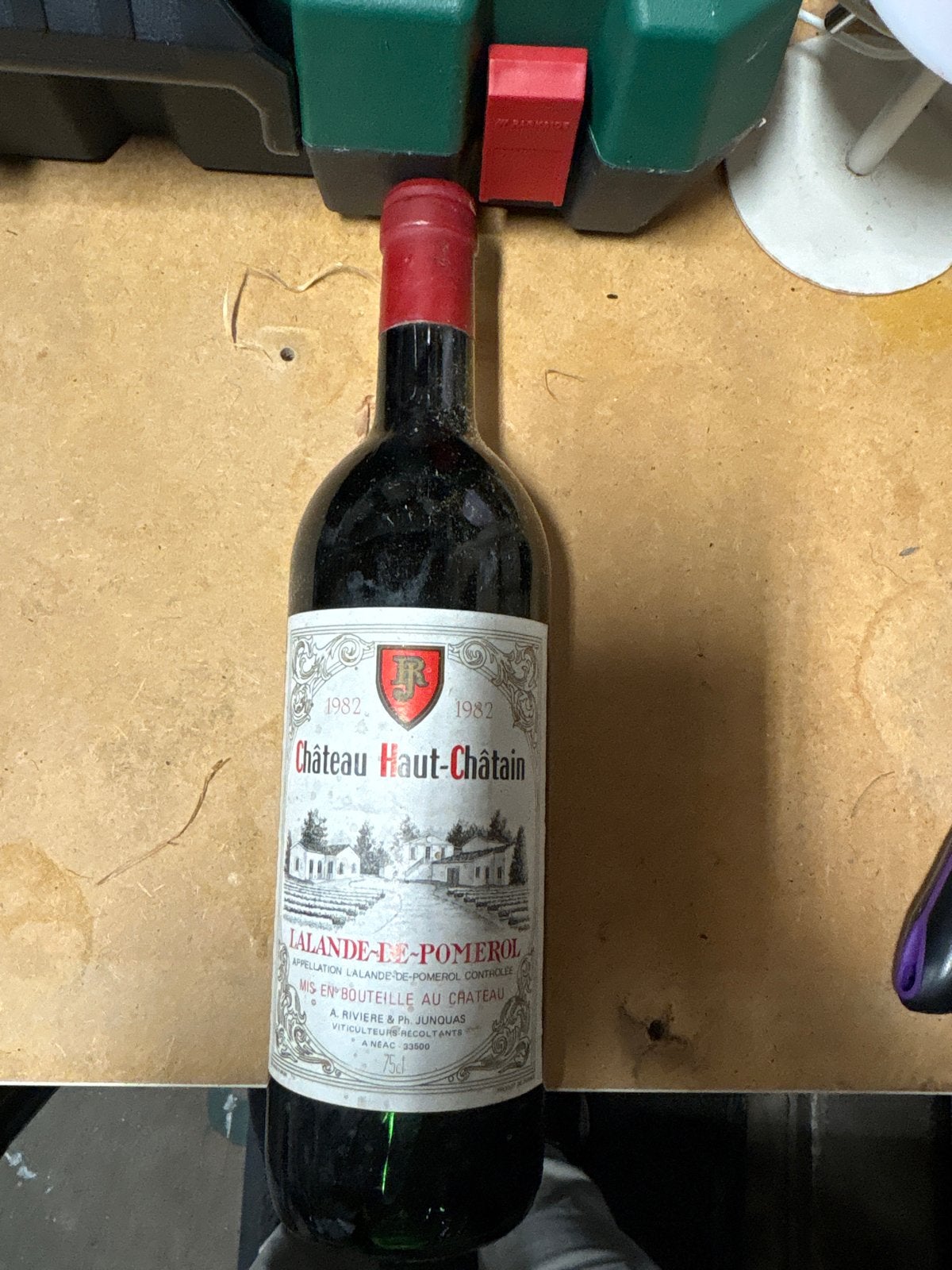 Château Haut-Châtain Lalande-de-Pomerol 1982, Ophalen of Verzenden, Gebruikt, Frankrijk, Rode wijn